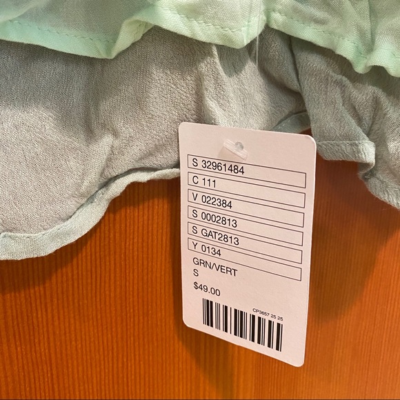 Urban Outfitters Mint Green Lace Back Crop Top NWT - Picture 2 of 6